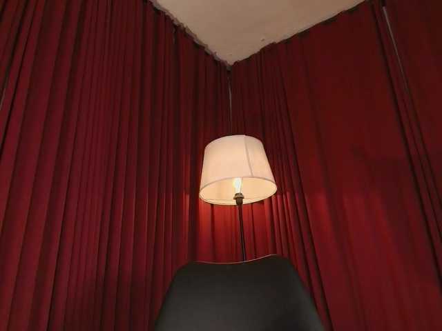Alice-blaker live cam on BongaCams