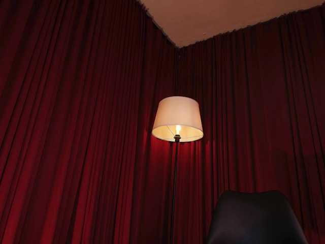 Alice-blaker live cam on BongaCams