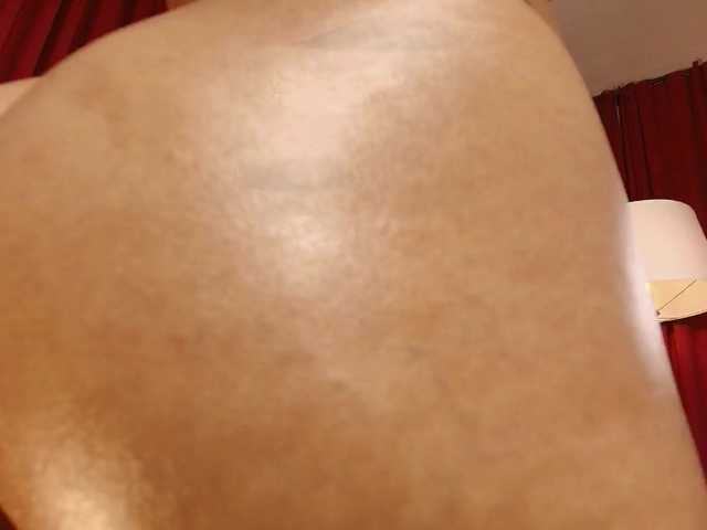 Alice-blaker live cam on BongaCams