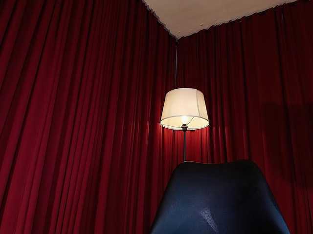 Alice-blaker live cam on BongaCams