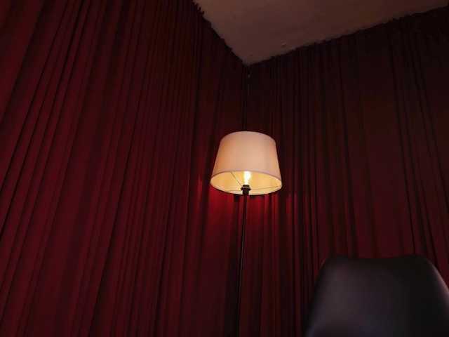 Alice-blaker live cam on BongaCams