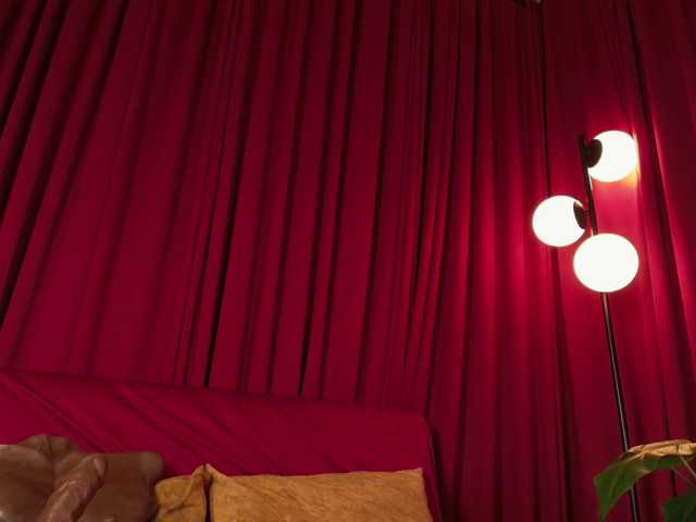 Alice-blaker live cam on BongaCams