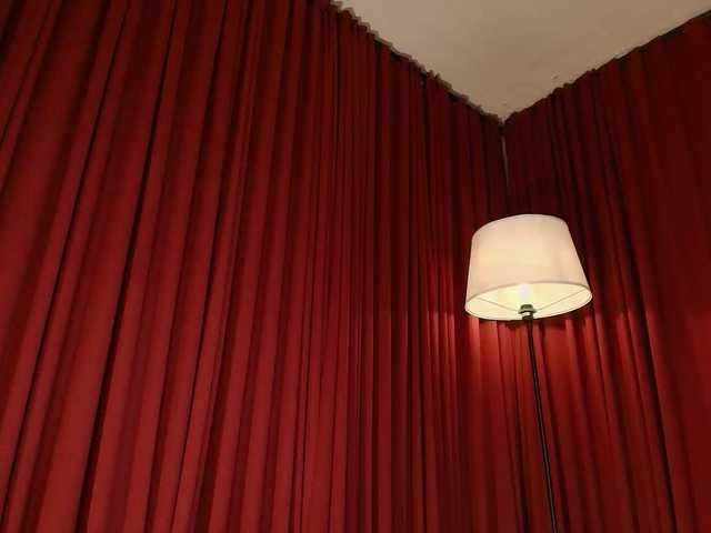Alice-blaker live cam on BongaCams