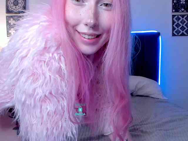 pink-poison webcam