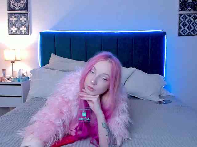 pink-poison webcam