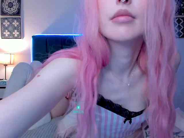 pink-poison webcam