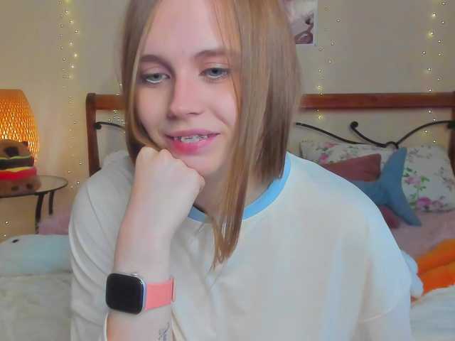 miya-soft live cam on BongaCams