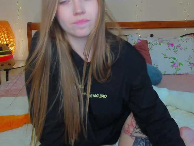miya-soft live cam on BongaCams