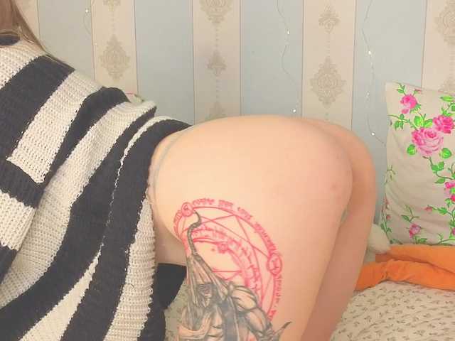 miya-soft live cam on BongaCams