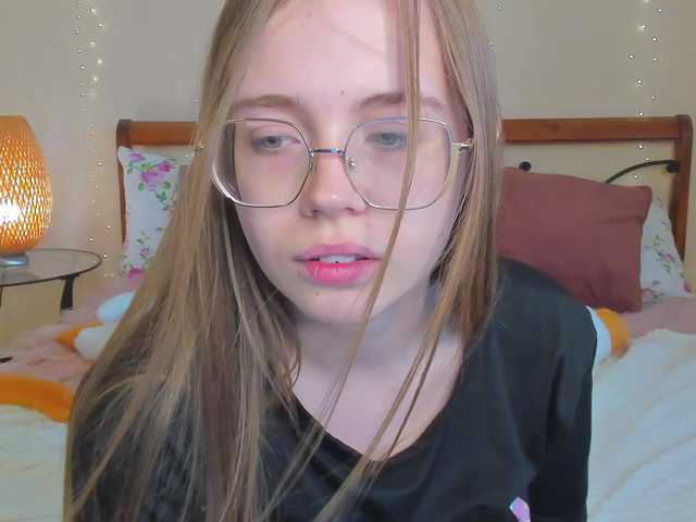 miya-soft live cam on BongaCams