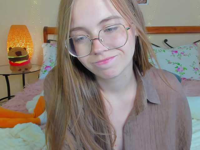 miya-soft live cam on BongaCams