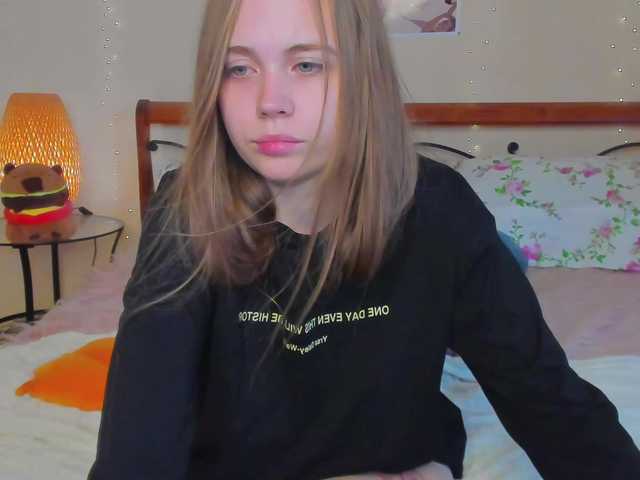 miya-soft live cam on BongaCams