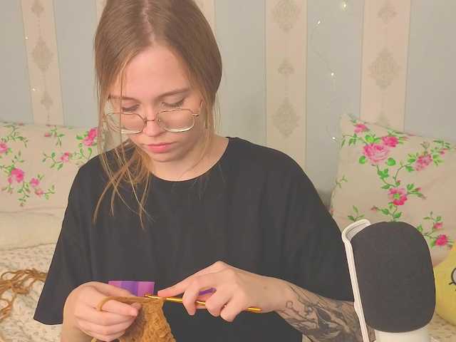 miya-soft live cam on BongaCams