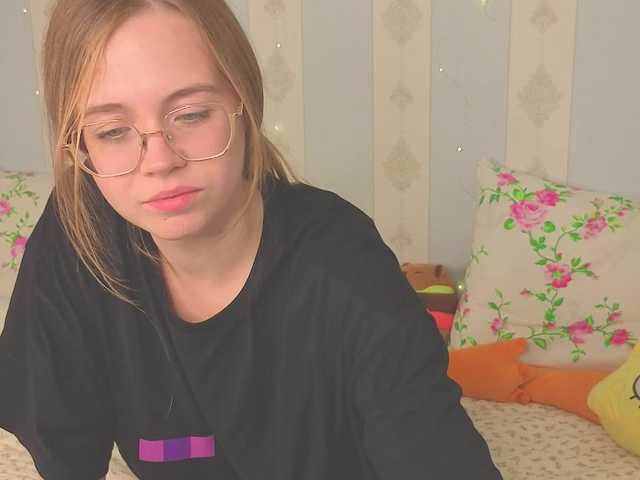 miya-soft live cam on BongaCams