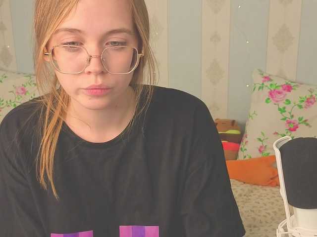 miya-soft live cam on BongaCams