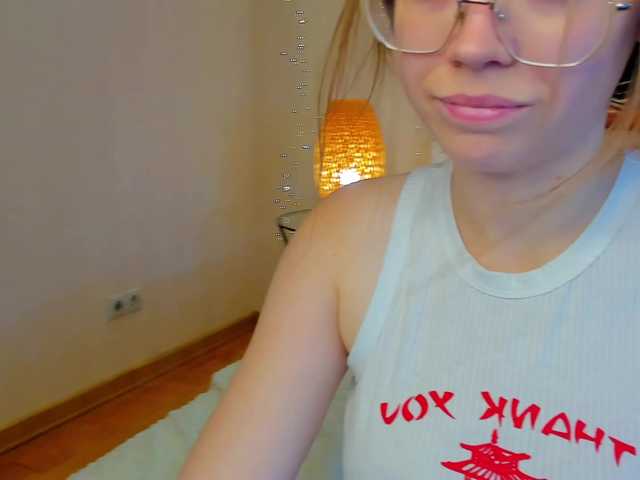 miya-soft live cam on BongaCams