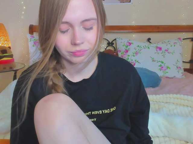miya-soft live cam on BongaCams