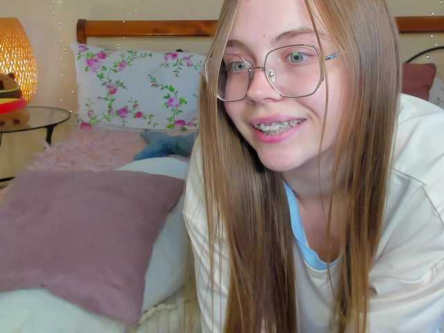 miya-soft live cam on BongaCams