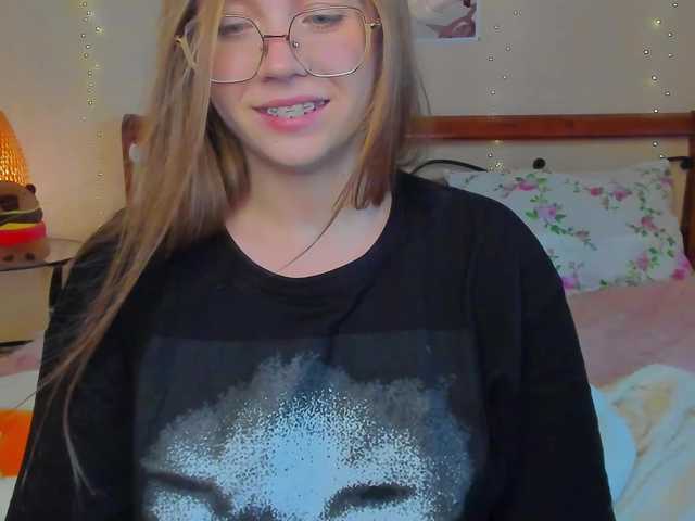 miya-soft live cam on BongaCams