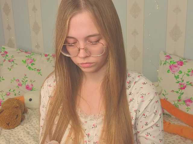 miya-soft live cam on BongaCams