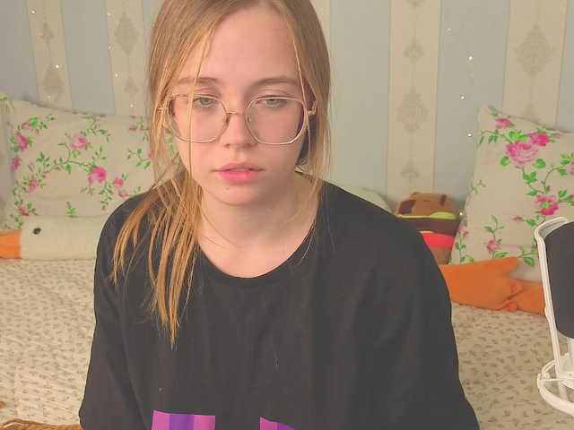 miya-soft live cam on BongaCams