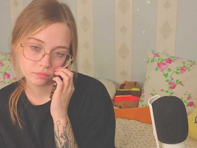 miya-soft live cam on BongaCams