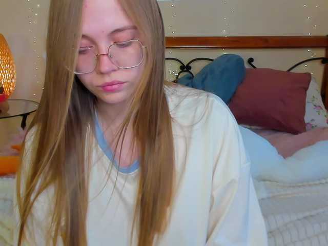 miya-soft live cam on BongaCams