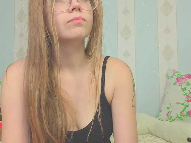 miya-soft live cam on BongaCams