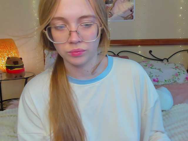 miya-soft live cam on BongaCams