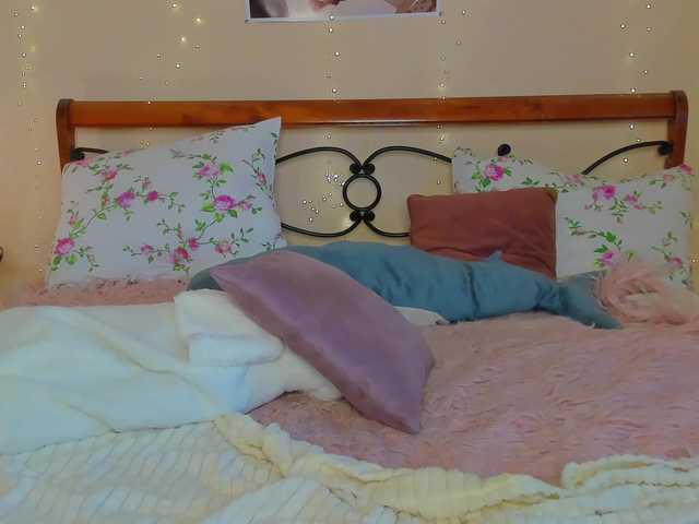 miya-soft live cam on BongaCams