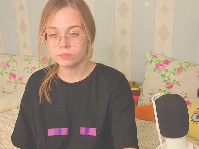 miya-soft live cam on BongaCams