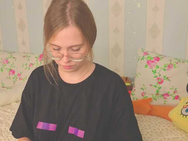 miya-soft live cam on BongaCams