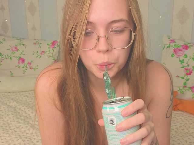 miya-soft live cam on BongaCams