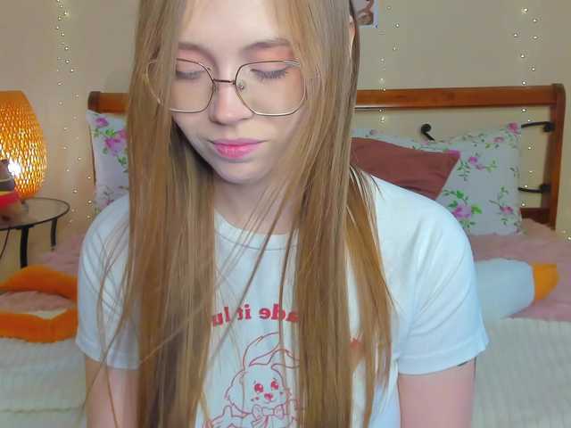 miya-soft live cam on BongaCams