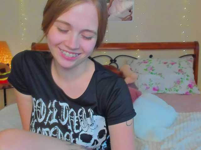 miya-soft live cam on BongaCams