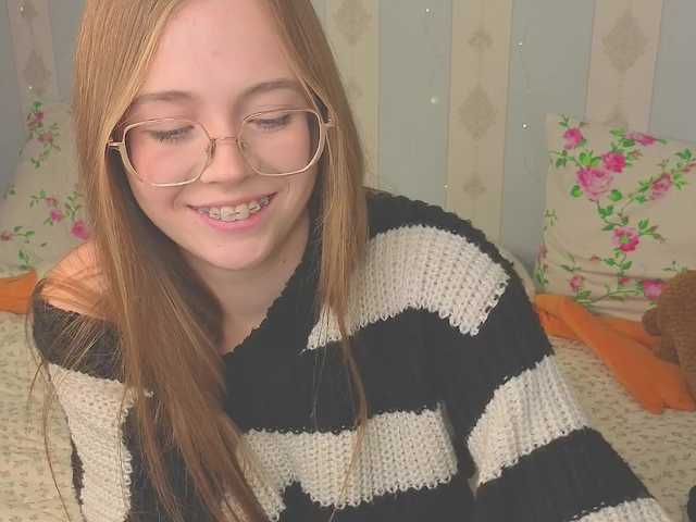 miya-soft live cam on BongaCams