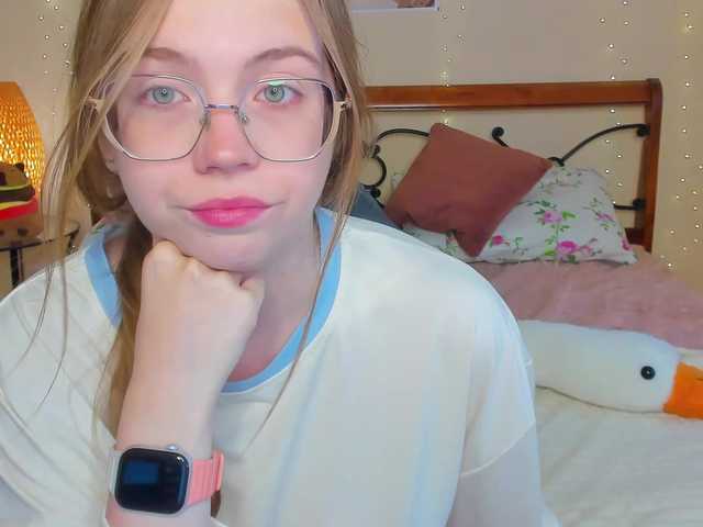 miya-soft live cam on BongaCams