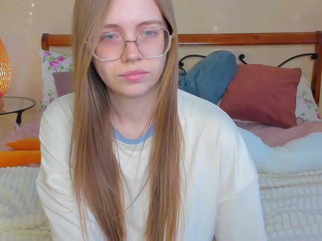 miya-soft live cam on BongaCams