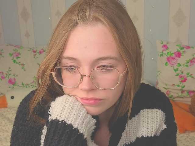 miya-soft live cam on BongaCams