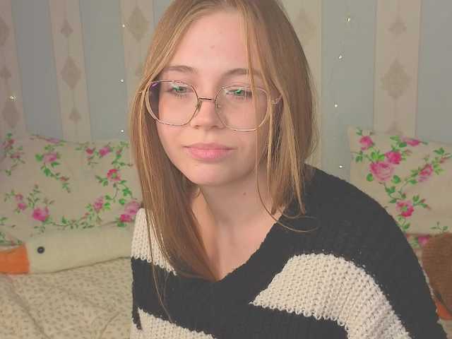 miya-soft live cam on BongaCams