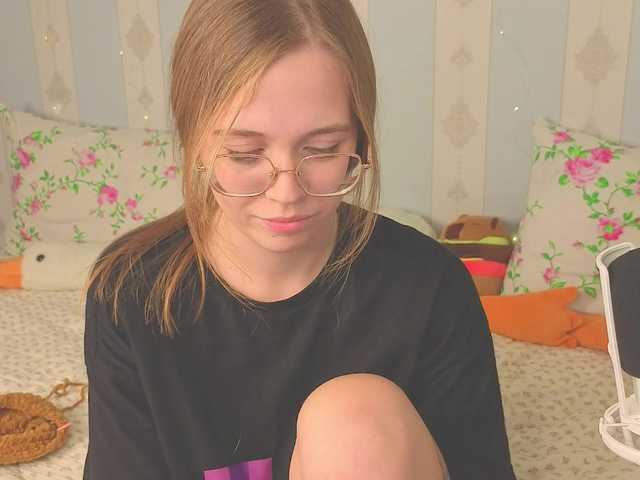 miya-soft live cam on BongaCams