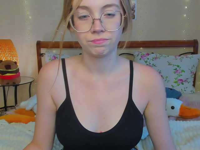 miya-soft live cam on BongaCams