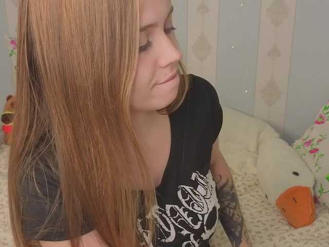 miya-soft live cam on BongaCams