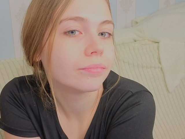 miya-soft live cam on BongaCams