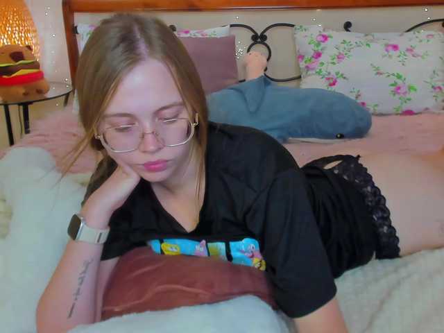 miya-soft live cam on BongaCams