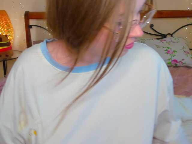 miya-soft live cam on BongaCams