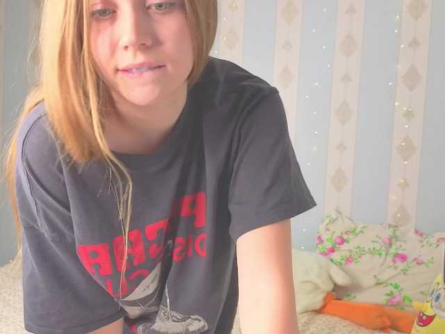 miya-soft live cam on BongaCams