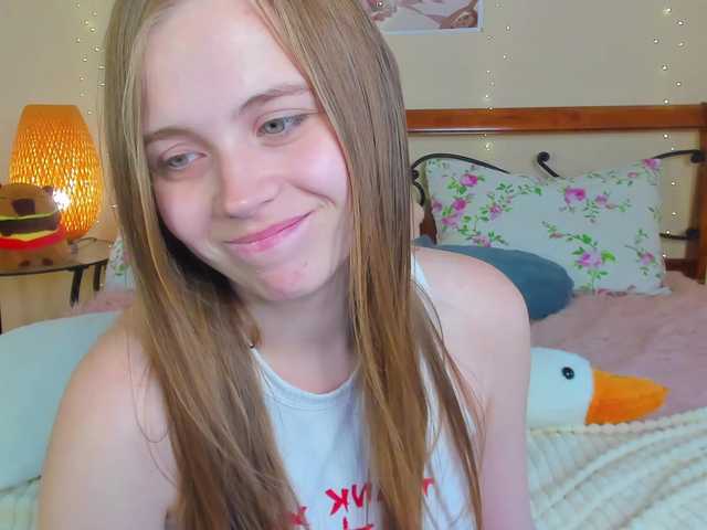 miya-soft live cam on BongaCams