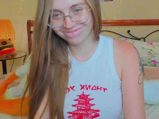 miya-soft live cam on BongaCams