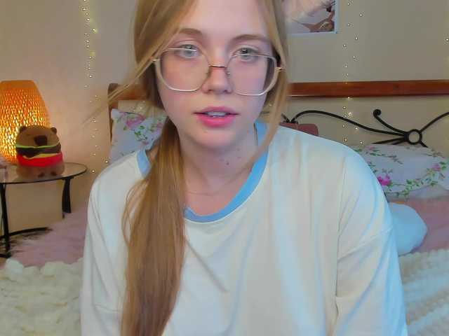 miya-soft live cam on BongaCams